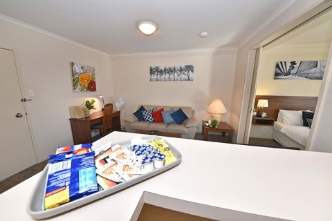 Inner Perth CBD 1X1 Apartment: 605451 - YWait Travel 16