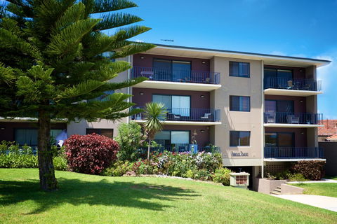 Cottesloe Sea Bliss Apartment - Holiday Melbourne 10