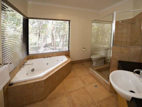 Kanga View - Margaret River - Casino Accommodation 9