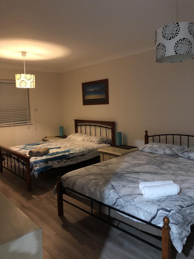 Halls Head Beach House - thumb 9