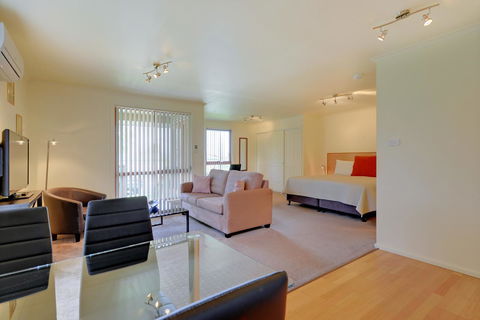 Aloft Boutique Accommodation - Holiday Sydney 1