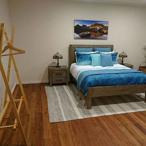 Glengarry Farm Stay BnB - Caravan Park Accommodation 9