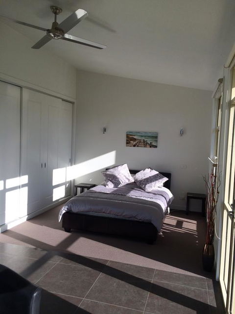 Riverwalk B&B - Victoria Tourism 43