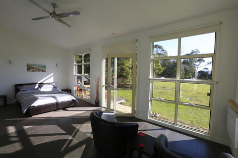 Riverwalk B&B - Victoria Tourism 17