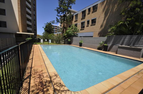 Neutral Bay Self Contained Studio Apartments - Accommodation Australia 1