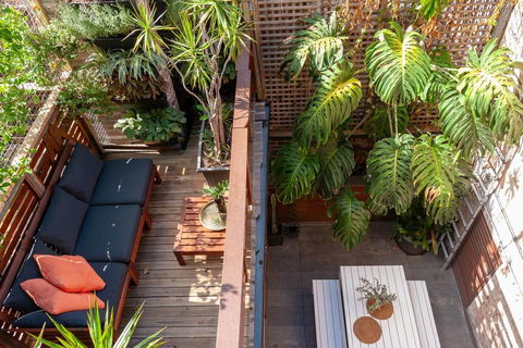 Newly Renovated Dream Mansion - In The Heart Of The City - Casino Accommodation 2