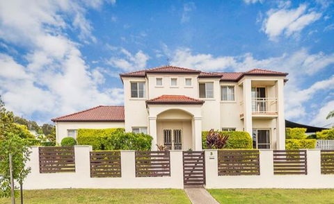 Nice Home In The Regatta Waters Estate Close To Theme Parks - Holiday Melbourne 0