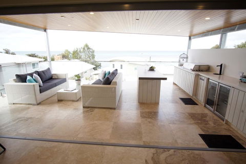 North Shore Holiday Home - Holiday Melbourne 3
