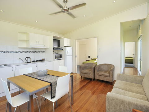 NRMA Eastern Beach Holiday Park - Holiday Melbourne 2