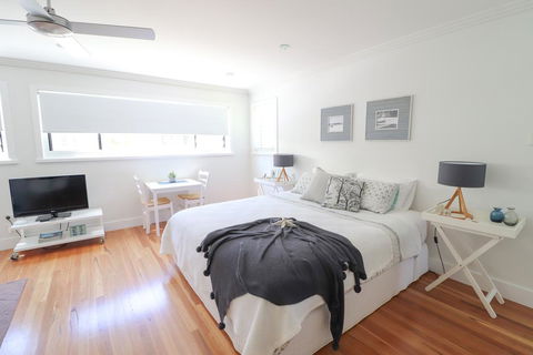Palms Studio Apartment At Raffetys Resort - Byron Bay Accommodation 1