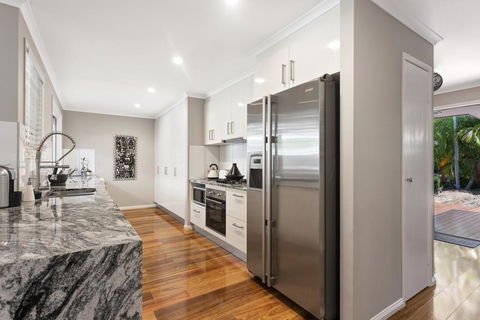 Pandanus Holiday Home - Casino Accommodation 3