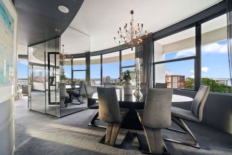 President Towers Apartment - Holiday Melbourne 2