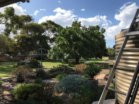 Relaxing Geelong Studio - Holiday Melbourne 3
