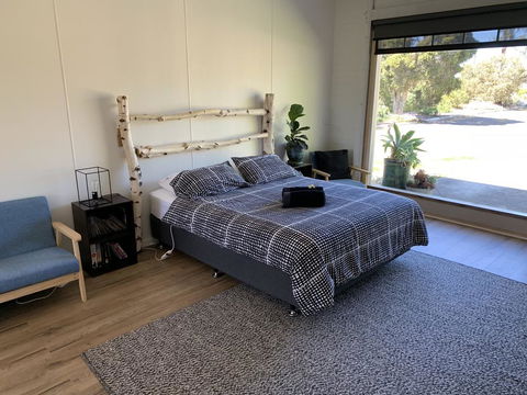 Relaxing Geelong Studio - Holiday Melbourne 0