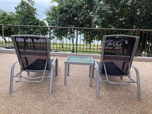 RENTAL: All $ inclusive, Tidy Renovated Studio Apartment on The Strand, Pool, 