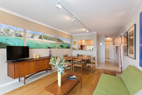 Riverside Arthouse - Holiday Melbourne 0