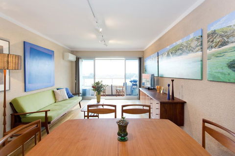 Riverside Arthouse - Holiday Melbourne 3