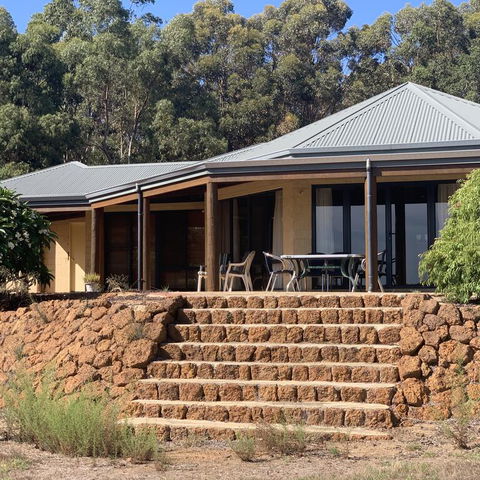 Rural Hideaway - Yallingup - Holiday Melbourne 3