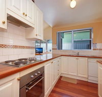 Salt Water  Fingal Bay - Casino Accommodation
