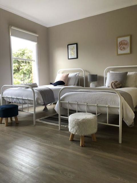Sea Change Guesthouse - Caravan Park Accommodation 1