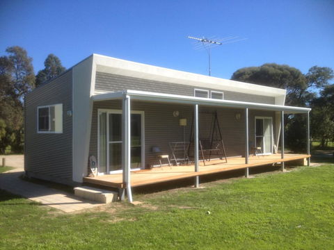 Shetland Park Chalets - Accommodation Broken Hill 3
