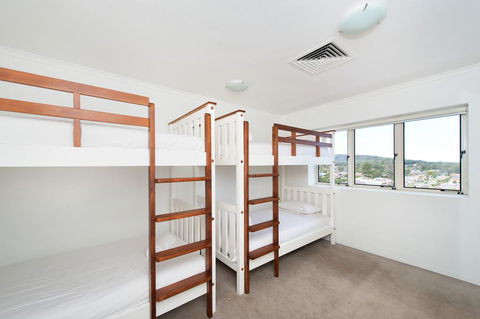 Shoal Bay Penthouse With Views And Resort Facilities - Holiday Melbourne 3