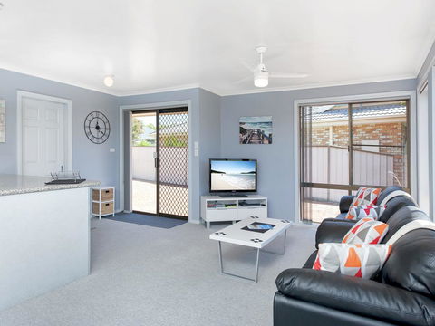 Shoreline Drive, Duplex 01,39, Little Pearl - Holiday Melbourne 2