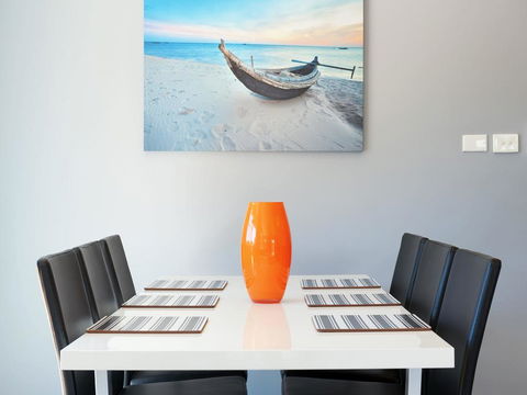 Shoreline Drive, Duplex 01,39, Little Pearl - Holiday Melbourne 3