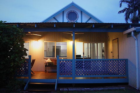 Spike The Bubble Beach House - Holiday Melbourne 0
