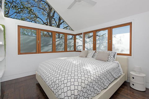 Stunning Architectural Family House In Rozelle - Accommodation Australia 2