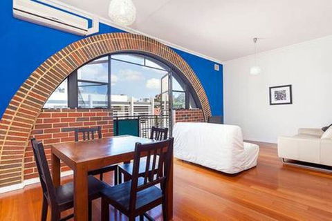 Stylish 2 Bedroom Apartment In The City - Holiday Melbourne 0
