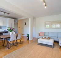 Stylish and Spacious Beach Apartment
