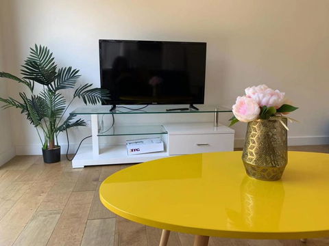 Stylish Bedroom In Bentleigh East - Accommodation Australia 1
