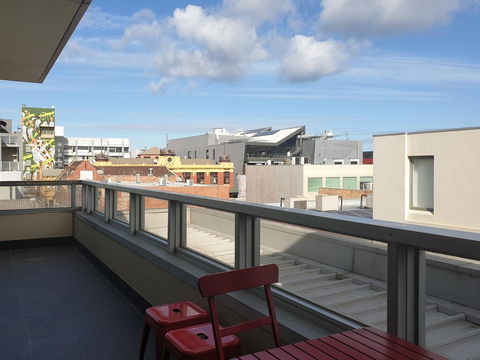 Stylish Modern 3BD Retreat At An Amazing Location - Accommodation Australia 1