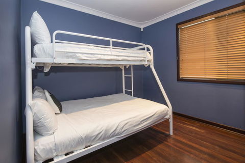 Sugar Shack - Character Family Home Right On The Ocean - Accommodation Australia 1