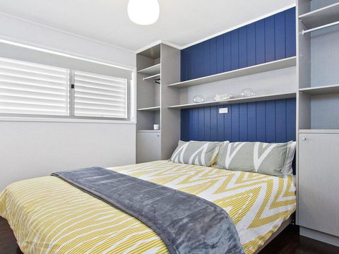 Sunset Beach - Situated Between Two Beaches And A Lake - Holiday Melbourne 1