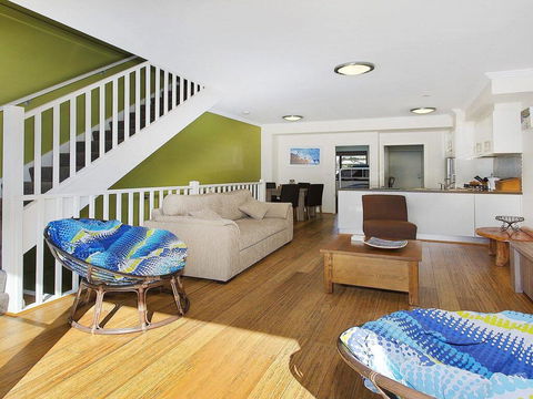 Surf Beach Townhouse - Holiday Melbourne 3