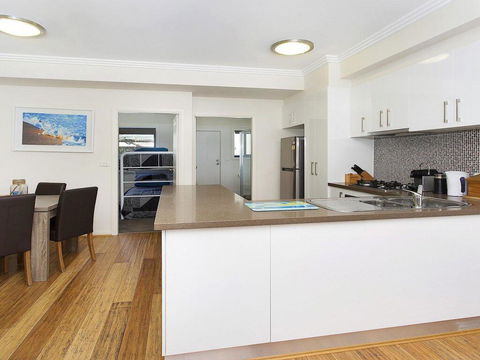Surf Beach Townhouse - Holiday Melbourne 1