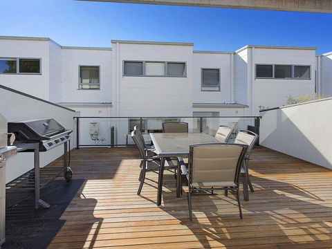 Surf Beach Townhouse - Holiday Melbourne 2
