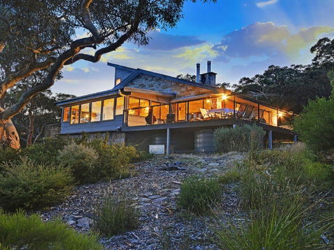 Sydney View - 70km From Sydney, 1000km From Care! - Holiday Melbourne 3