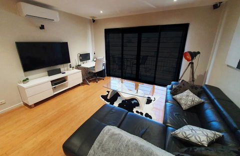The Arcadia Apartment - Holiday Melbourne 3