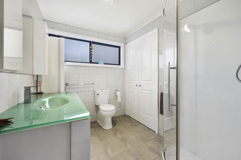 Seaspray - Caravan Park Accommodation 13