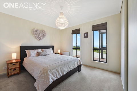 Seaspray - Caravan Park Accommodation 9