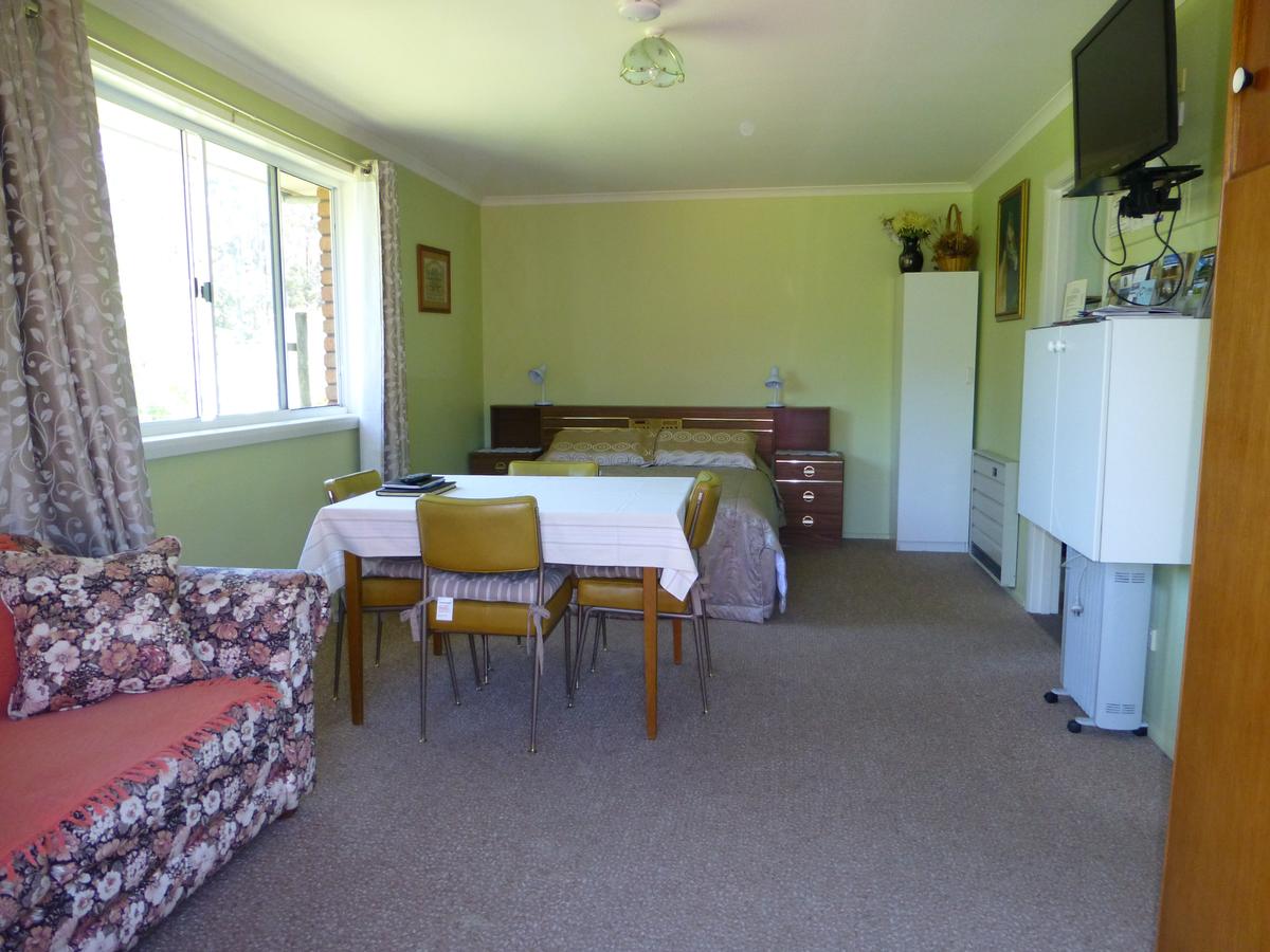 Quamby Pines Chalet - thumb 27