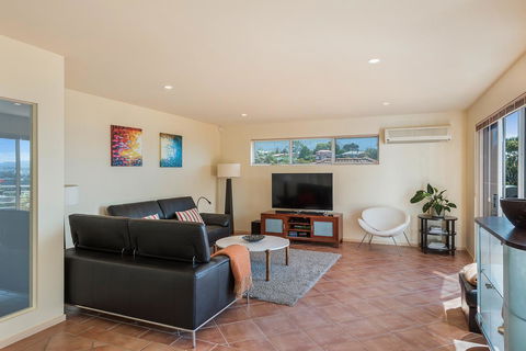 Isle Of Views - Caravan Park Accommodation 1