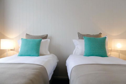 Lakes Edge Apartments - Accommodation Australia 5