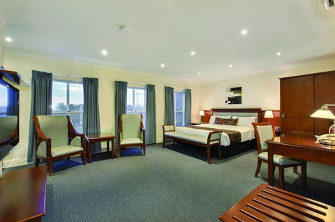 Best Western Plus Buckingham International - Victoria Tourism 6