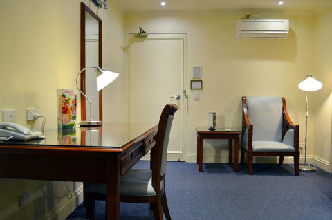 Best Western Plus Buckingham International - Victoria Tourism 39