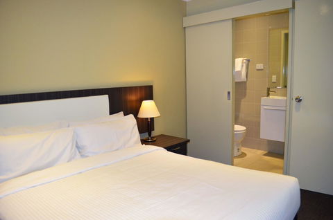 Best Western Plus Buckingham International - Victoria Tourism 24