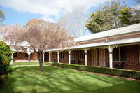 Book Bungendore Accommodation Vacations Holiday Sydney Holiday Sydney